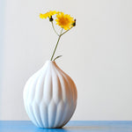 Petite Porcelain Vase - Mahogany Home EssentialsVases